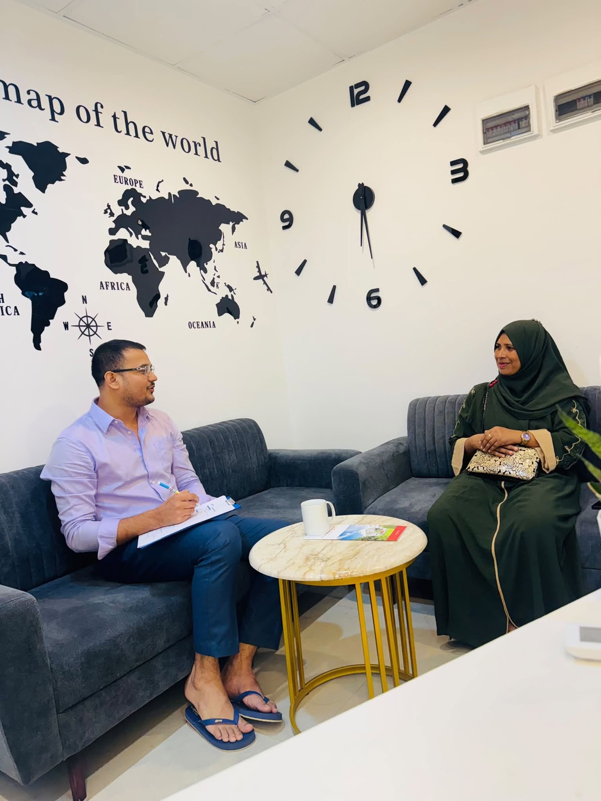 A one-to-one counselling session with a UniSteps Global adviser
